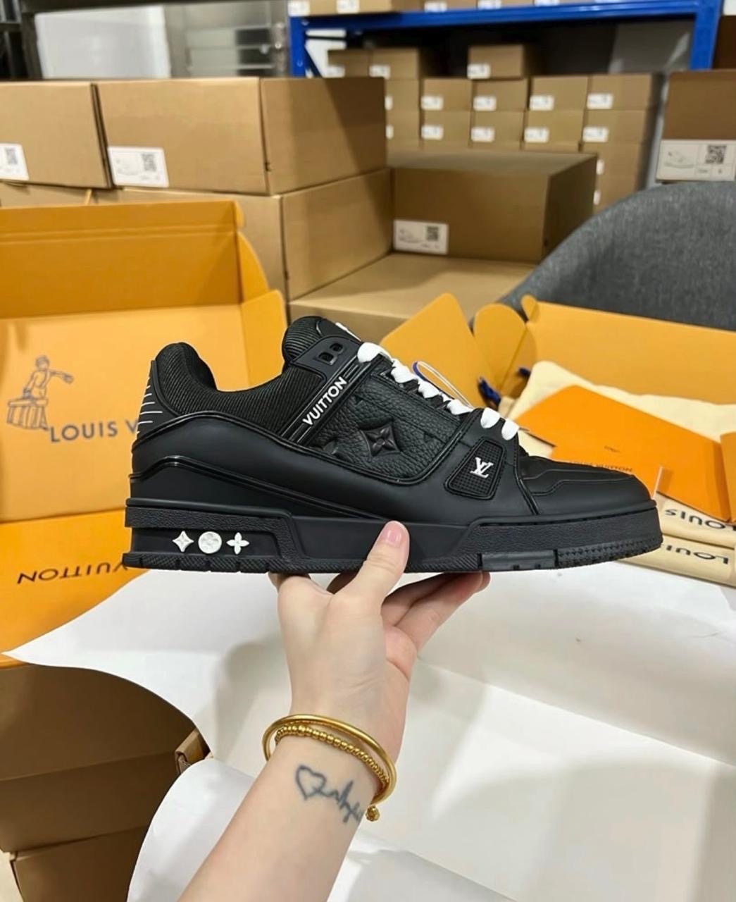 LV Trainers Strap