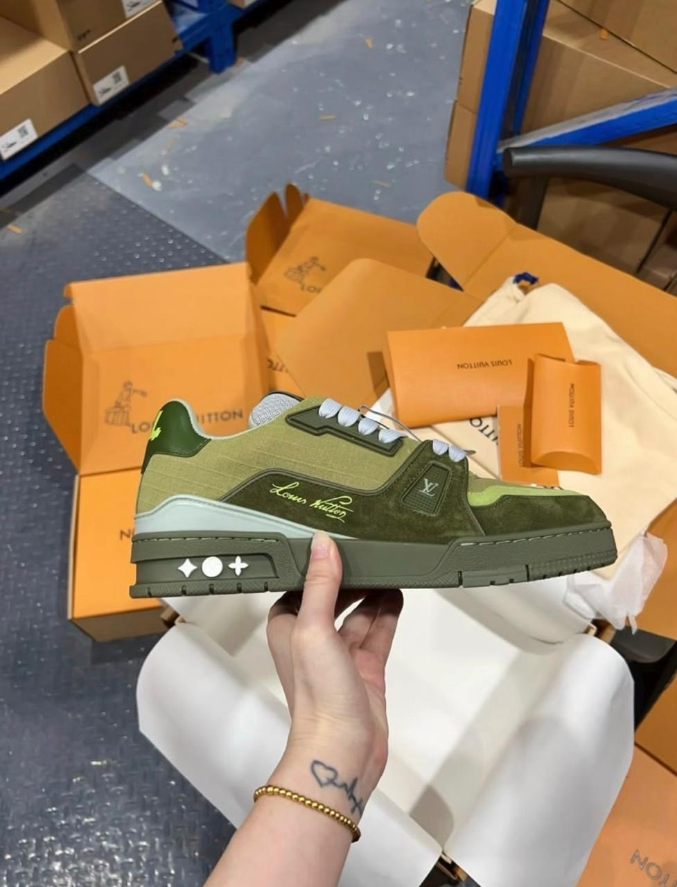 LV Trainers Outdoor